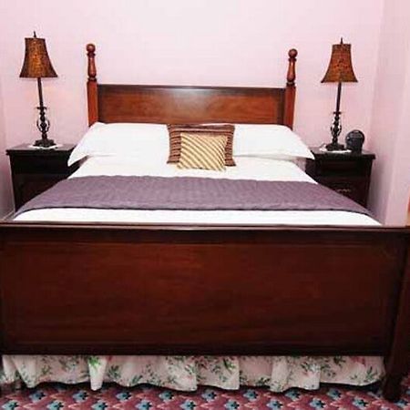 Kilbrack House B&B ゴールウェイ エクステリア 写真